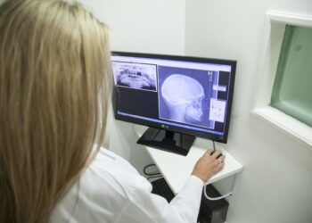 Go to article Telemedicina e assistenza a domicilio, così sta cambiando il settore della sanità