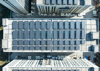 Vai agli articoli Investire nel fotovoltaico nel 2026: conviene ancora? Rischi e opportunità